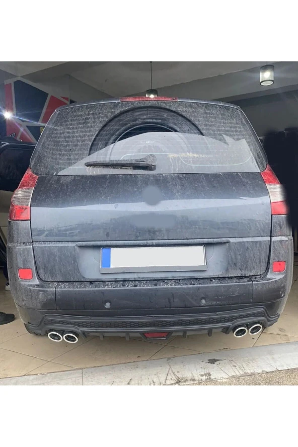OTO H.İ.T.  RENAULT SCENİC 2 UYUMLU BODY KİT DİFÜZÖR 4 ÇIKIŞ YUVARLAK SİYAH MODEL 2