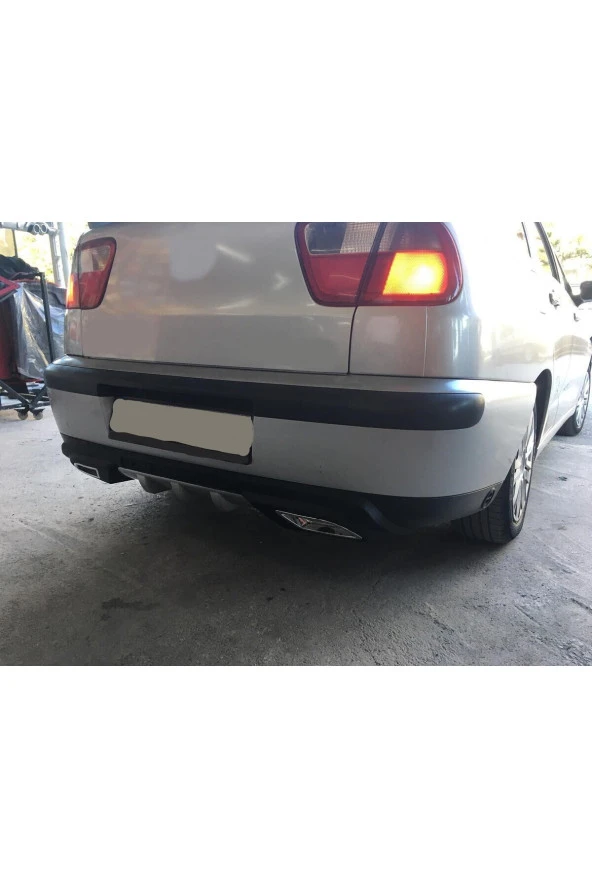 OTO H.İ.T.  SEAT CORDOBA KASA UYUMLU BODY KİT DİFÜZÖR 2 ÇIKIŞ GRİ KARE