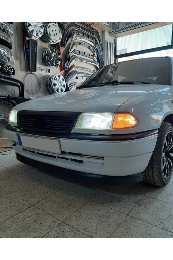 OTO H.İ.T.  OPEL ASTRA F UYUMLU BODY KİT ÖN TAMPON EKİ KIRILMAZ YUMUŞAK LİP MAT SİYAH ürün görseli