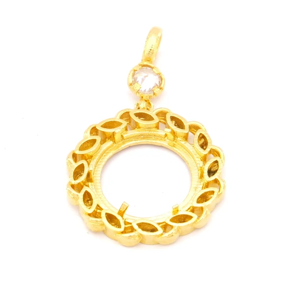 Altın Kaplama Yuvarlak Çeyrek Çerçeve Kadın Kolye Ucu TGR-477 - Resim 5