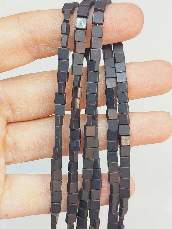 Hematit Taşı Dizi 4*2mm (49626) ürün görseli