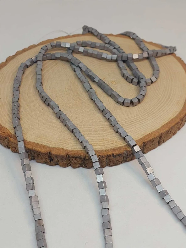 Hematit Taşı Küp Şekilli 4mm Dizi (49668) - Resim 3