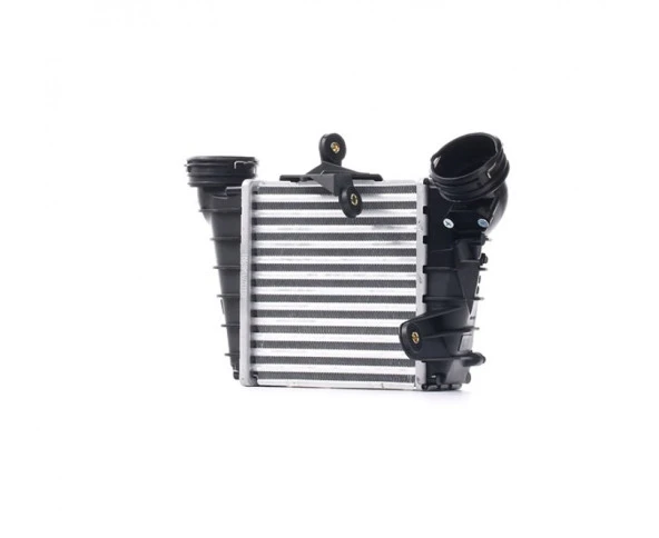 VALEO 817556-TURBO RADYATORU (INTERCOOLER) 1.4 TDI POLO 02 > 6Q0145804A/