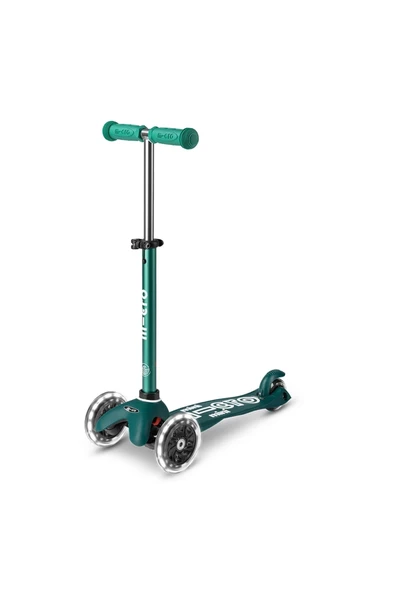 Micro Mini Micro Deluxe ECO LED 3 Tekerlekli Scooter Green