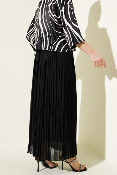 Bel Lastikli Sık Pileli Şifon Etek Siyah - 3