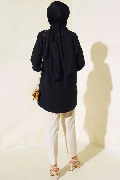 Yakası Kolyeli Gömlek Siyah - Resim 3