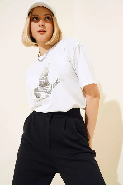 Kuş Baskılı T-Shirt Beyaz ürün görseli 1