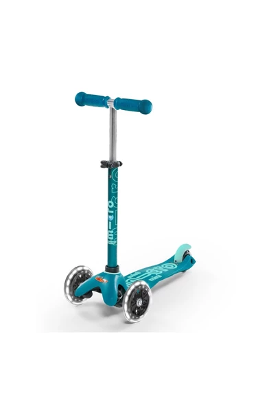 Micro Mini Deluxe LED 3 Tekerlekli Scooter Aqua