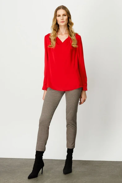 Ekol Kadın V Yaka Uzun Kol Saten Bluz - Minimalist Şıklık - 9