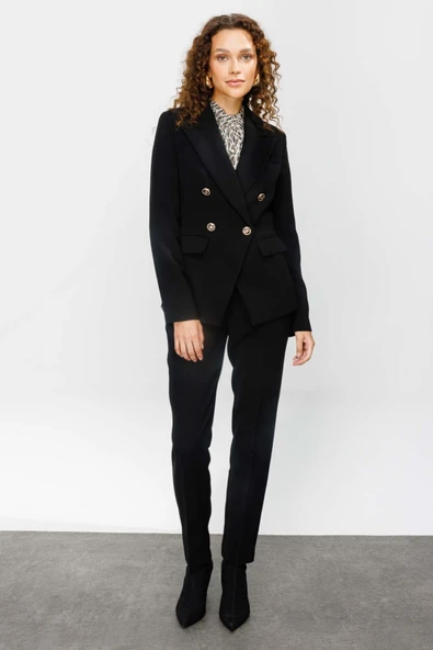 Ekol Minimalist Çift Sıralı Kadın Ceket - Şık ve Modern Tasarım - 8