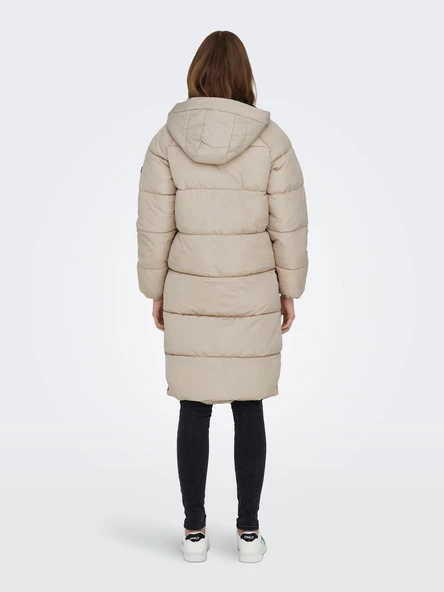 Only Oversize Kapüşonlu Midi Şişme Kaban - Kışlık - Sıcak ve Şık - 7