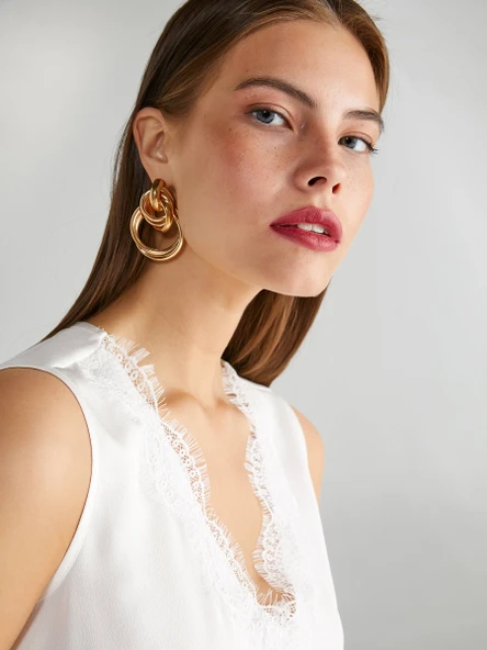 Faik Sönmez Dantel Detaylı V Yaka Kolsuz Kadın T-Shirt - Minimalist - 9