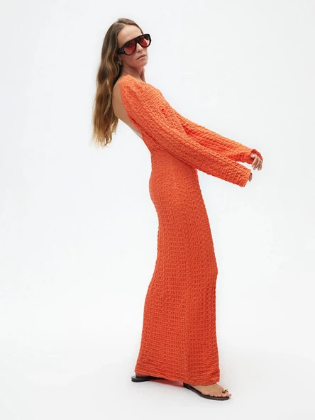 Nocturne Oversize Maxi Elbise - Uzun Kol - Minimalist Stil - Resim 3