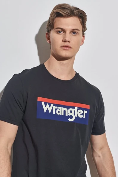 Wrangler Oversize Erkek T-Shirt - Kısa Kol - Minimalist Tarz - Resim 9
