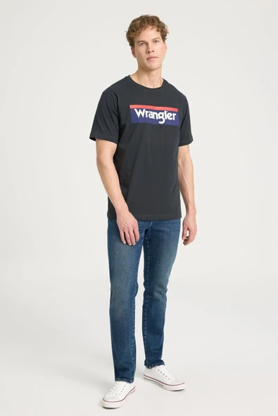 Wrangler Oversize Erkek T-Shirt - Kısa Kol - Minimalist Tarz - Resim 3