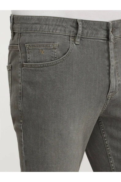 Kip Minimalist Erkek Jean Pantolon - Regular Fit Günlük Kombin - 3