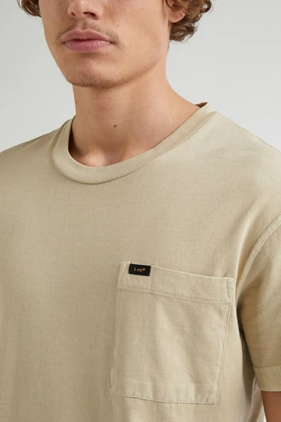 Lee Erkek Oversize Minimalist Cep Detaylı Tişört - Günlük Stil - Resim 2