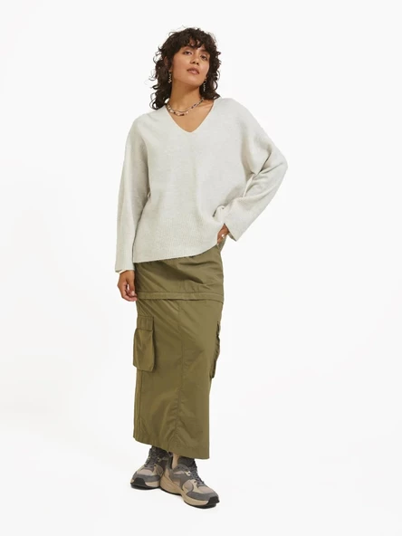 Jack&Jones JJXX Oversize V Yaka Kadın Kazak - Minimalist & Rahat - 4