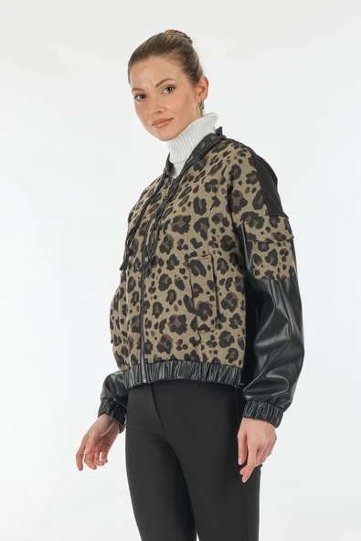 Unique Mode Oversize Kapüşonlu Minimalist Kadın Ceket - Deri Detaylı - 11