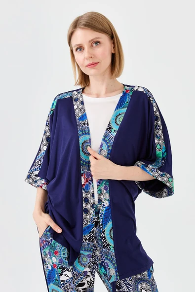 Desen Oversize Kimono Kol 3/4 Kadın Ceket - Rahat ve Şık - Resim 3
