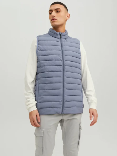 Jack&Jones Oversize Fermuarlı Yaka Erkek Yelek - Minimalist Tarz - 3