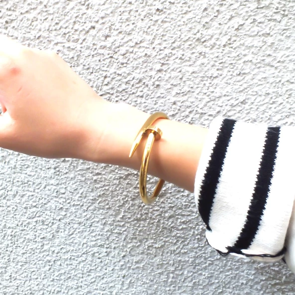 Altın Kaplama  Çivi Model Unisex Spor Kelepçe - Resim 3