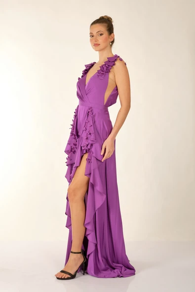 Alfa Beta Çift Yırtmaçlı Çiçek Aksesuarlı Saten Uzun Abiye Elbise - 4