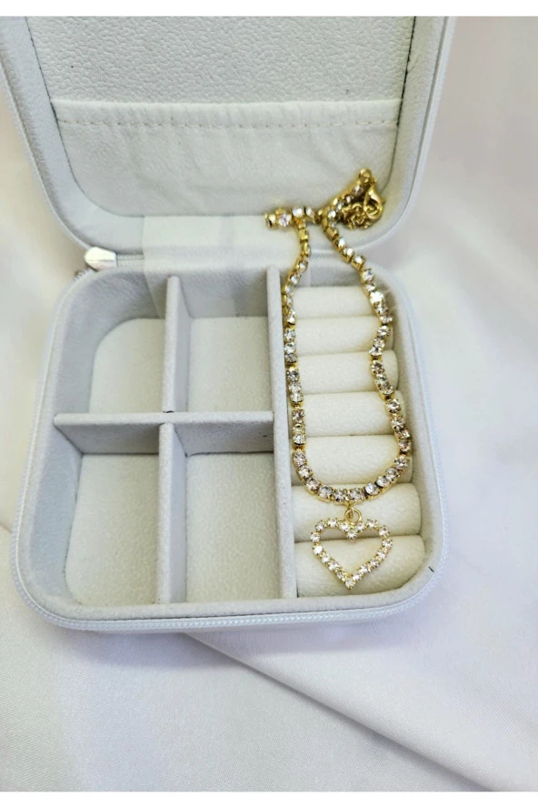 Kristal Taşlı Kalp Love Altın Kaplama Gold Sarı Renkli Choker Kolye ürün görseli