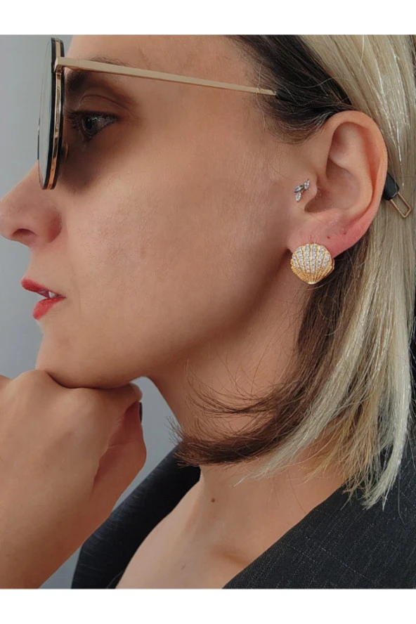 Midye İstiridye Figürlü Altın Kaplama Gold Renk Çelik Küpe ürün görseli