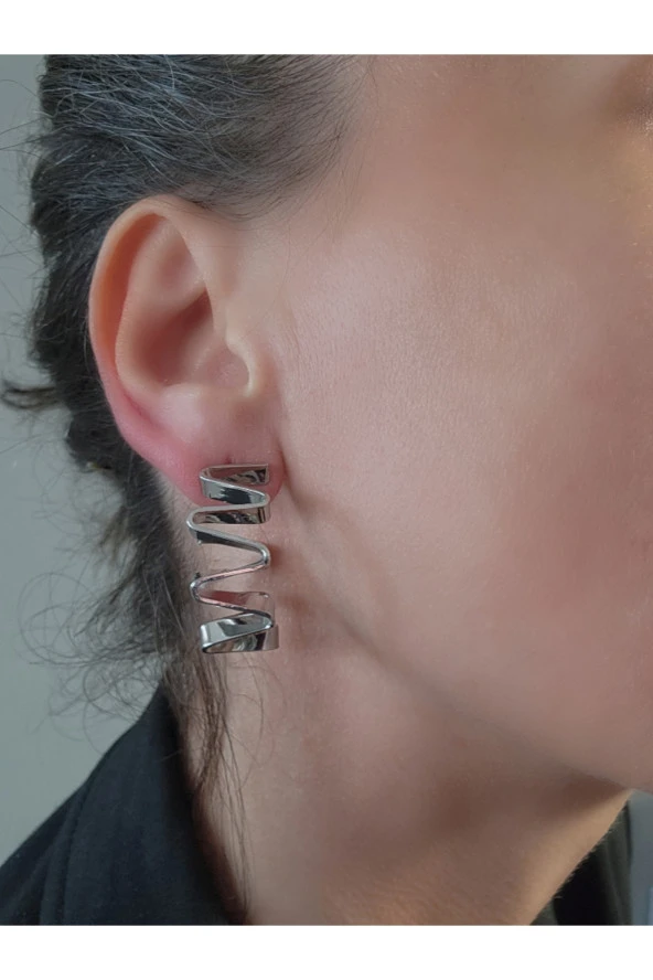 Zikzak Model Halka Silver Gümüş Renk Küpe - Resim 4