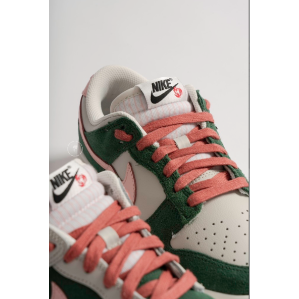 Nike Dunk Low SE All Petals United - 6