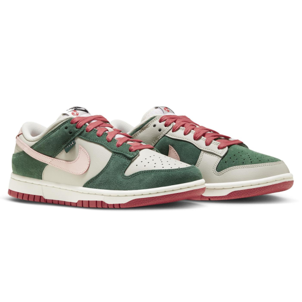 Nike Dunk Low SE All Petals United - 8