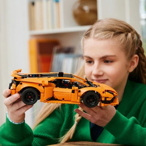 LEGO Technic 42196 Lamborghini Huracán Tecnica Turuncu (806 Parça) - Resim 7