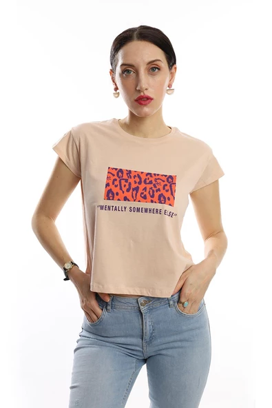 Kadın Pars Desen Baskılı Crop Tişört Bej ürün görseli 1