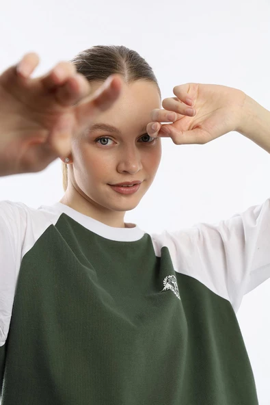 Kadın Oversize Fit Reglan Kol Basic Tişört Haki - 3