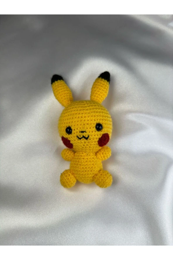 Amigurumu Pikachu Oyuncak