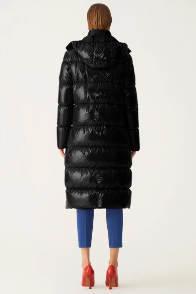 Perspective Oversize Midi Şişme Mont - Kapüşonlu, Minimalist Tasarım - 3