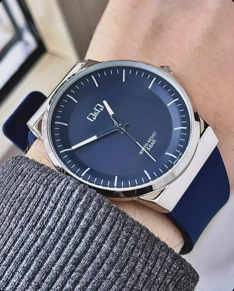 Q&Q Erkek Plastik Kordon Kol Saati  Lacivert ürün görseli 1