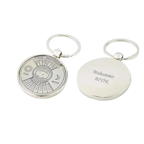 Kişiye Özel 50 Yıllık Takvim Gösteren Anahtarlık Yılbaşı Hediyesi