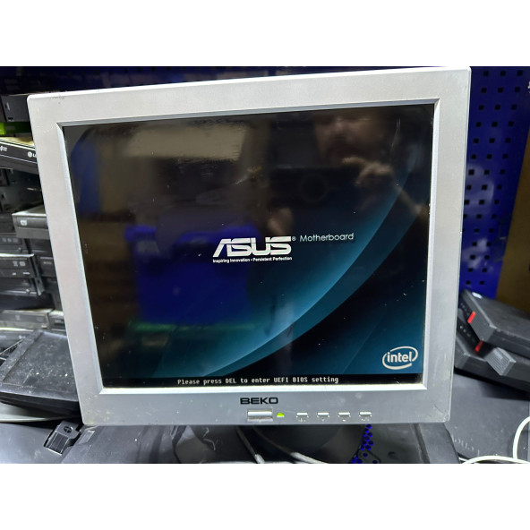 BEKO BG-17LB 17" TFT  LCD MONİTÖR  2.EL - 2