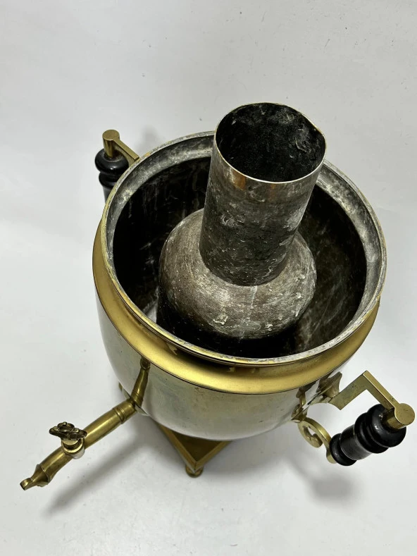 Antika Ahşap Saplı Pirinç Semaver 50x35x40cm - 5