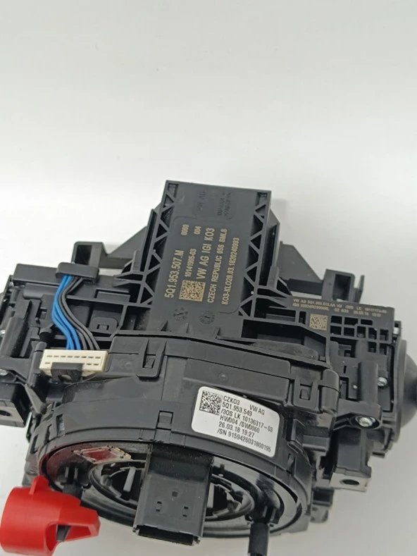 Volkswagen Sinyal Silecek Kollu Direksiyon Sargısı 5Q1953507M-5Q0953549-5Q1953513 (005) - Resim 5