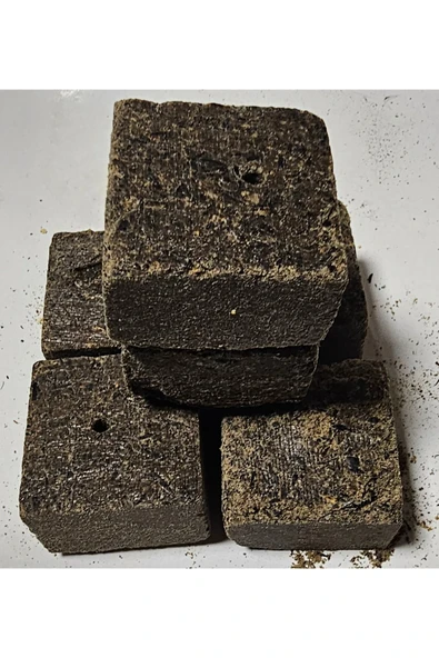 Sazan Yemleme (BALIK YEMİ) Delikli Kare Ay Çekirdeği Küspesi (2KG) - 3