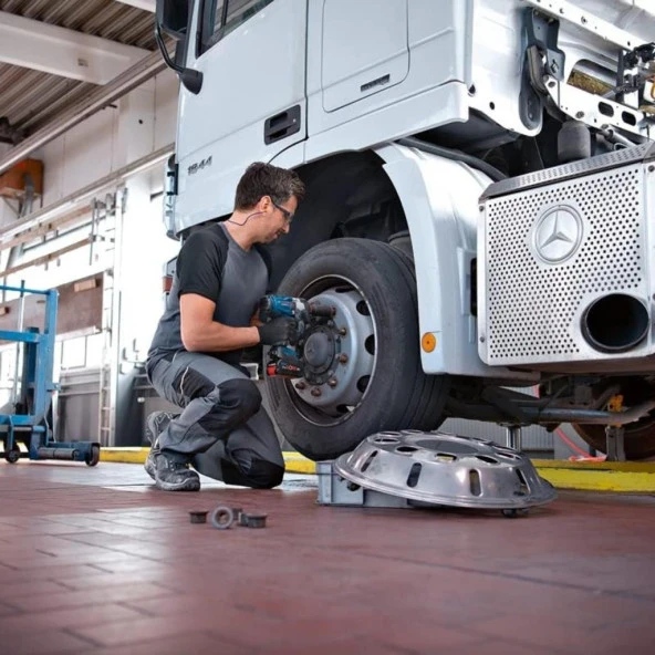 Bosch Gds 18v 1000 Akülü Darbeli Somun Sıkma Makinesi (Akü Hariç) 06019J8300 - 3