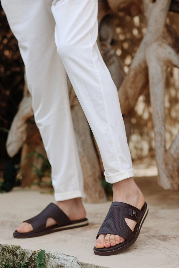 Hakiki Deri Toka Detaylı Özel Ortopedik Tasarım Erkek Terlik - Resim 2