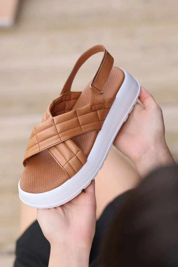 Hakiki Deri Topuk Detaylı Platform Topuklu Ortopedik Kadın Sandalet Terlik - 2