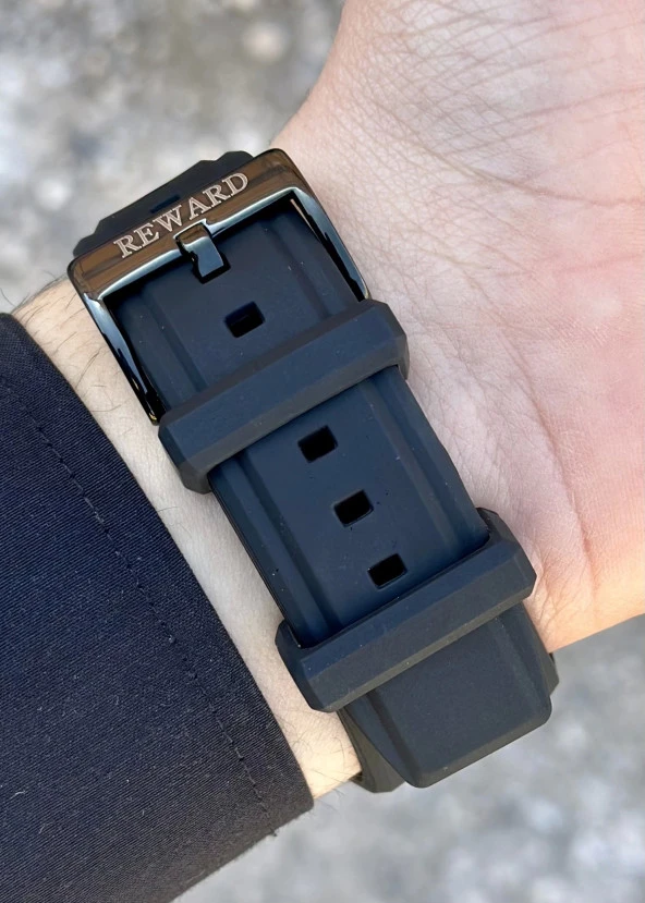 Reward Yeşil Ekran Çelik Kasa Siyah Silikon Kordon Fonksiyonlu Erkek Kol Saati - Resim 4
