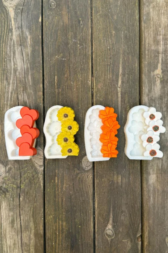 Çiçek ve Kalp Şekilli Sütun Dörtlü Silikon Set Mum Kalıpları - 3