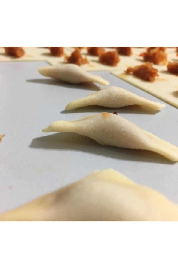 Ev Yapımı Üçgen Mantı 1 kg - 2