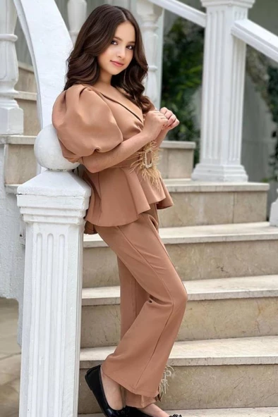 Kız Çocuk Fermuar ve Kemer Detaylı Kruvaze Yaka Bej Alt Üst Takım - Resim 3